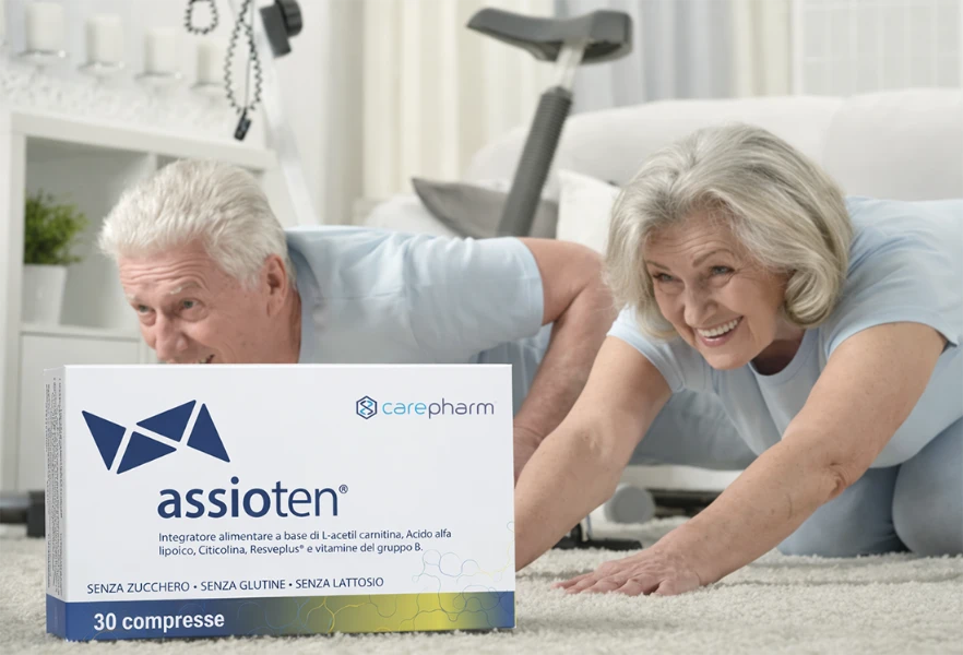integratore assioten e signori anziani in forma